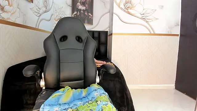 alicee__mature webcam