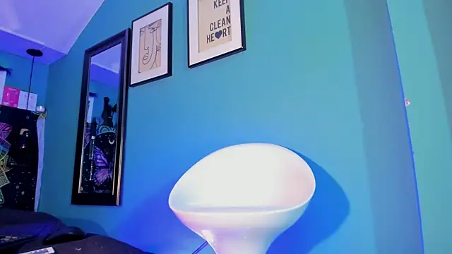 kevinn_bluee webcam