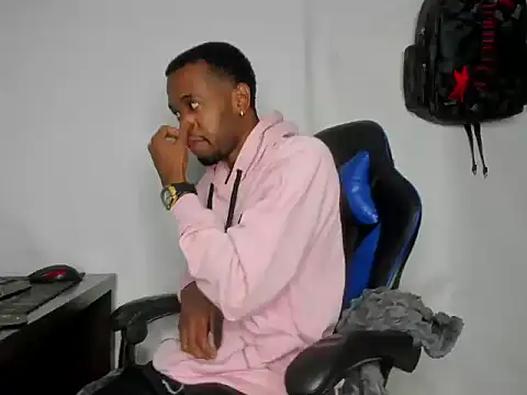 Kofi_exotic_2 webcam