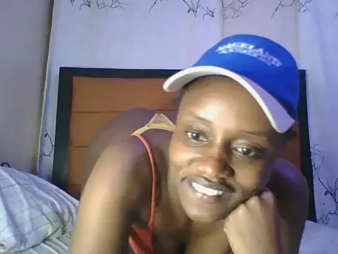 Ellaa_doll webcam