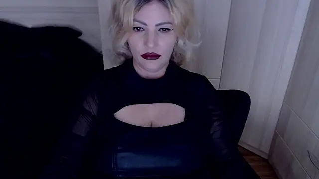 MistressDemi webcam