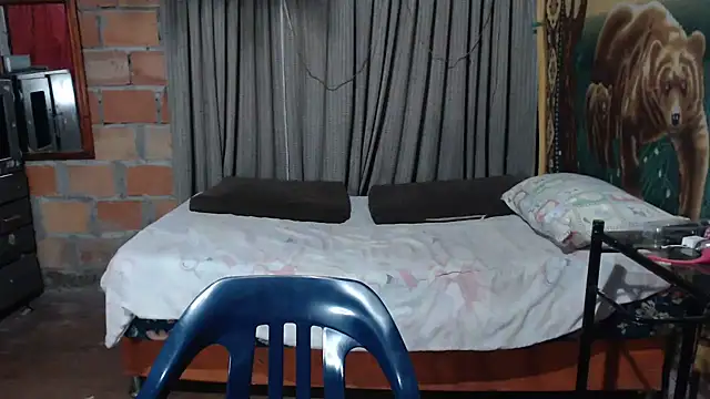 MOTHER_AND_SON09 webcam