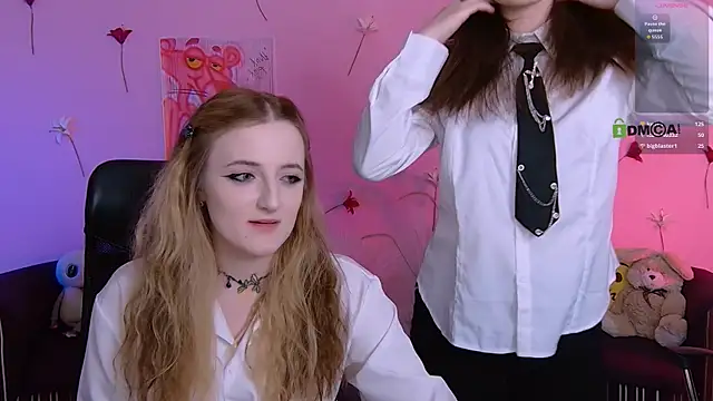 liana_kisses webcam