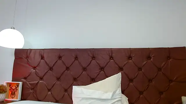noiravale - NoiraVale's free webcam - UK Sex Cams