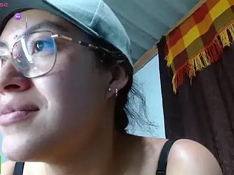 Amitlu_ webcam