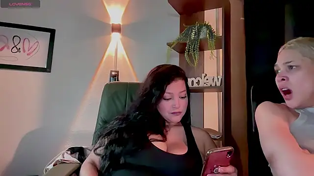 MarcellaGriffin webcam