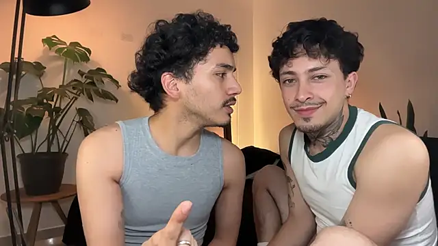 Gielyie - Couple webcam sex chat