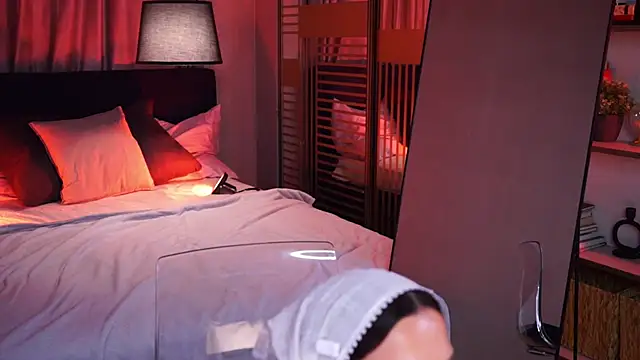 LunaNight live cam