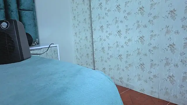 Emma_Foxi webcam