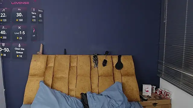 KendraaSimons webcam