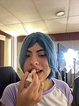 Eva_Feller69