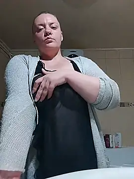 DiamondMia11 webcam