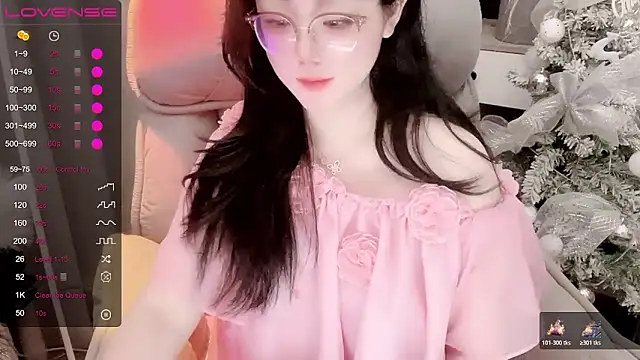 Monica-666888- webcam