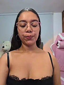 Andrea-Queen webcam