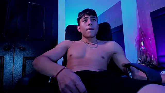 EthanSantori webcam