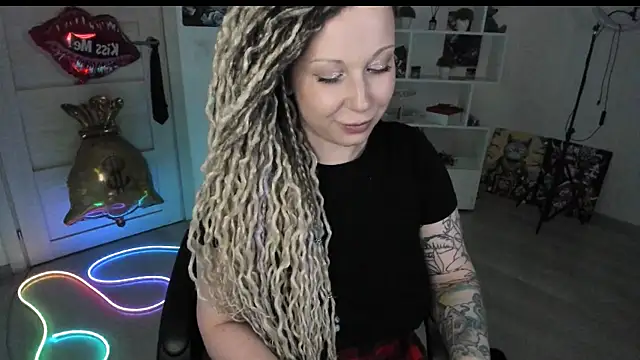 HoneySallyMoore webcam