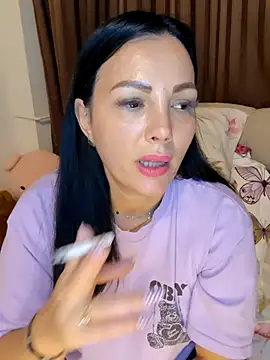 ReiyaRey live cam
