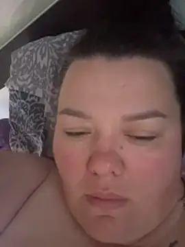 SunnyLeila2101 webcam
