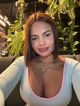 Irina_Velvett webcam