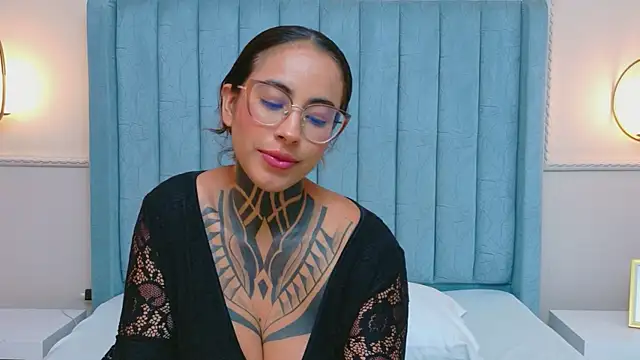 NicoleBlum webcam