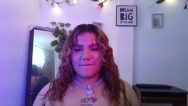 evania_lorns webcam