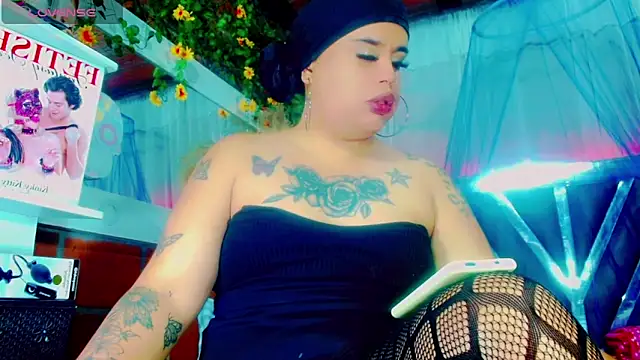 nauthyvalentina webcam