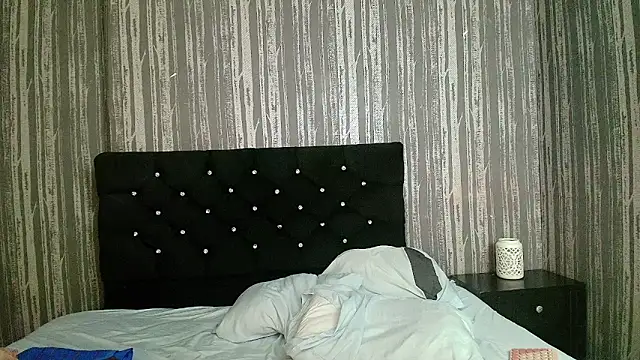 Alicee_Moonn webcam