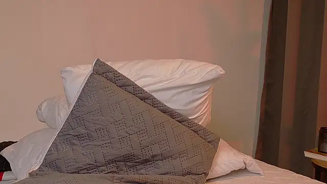 VictoriaNova_ webcam