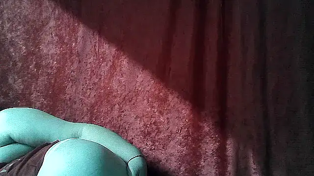 Eleanor_Katie webcam