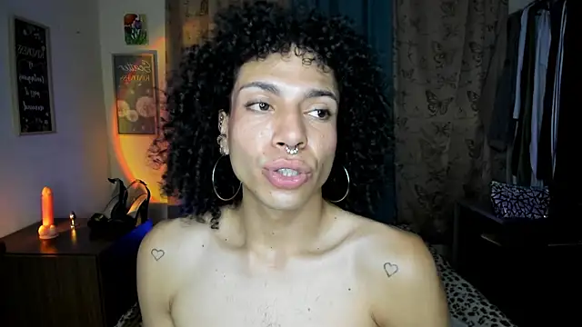 Angel_White25 webcam