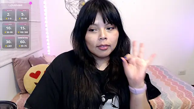 EllieMoonX webcam