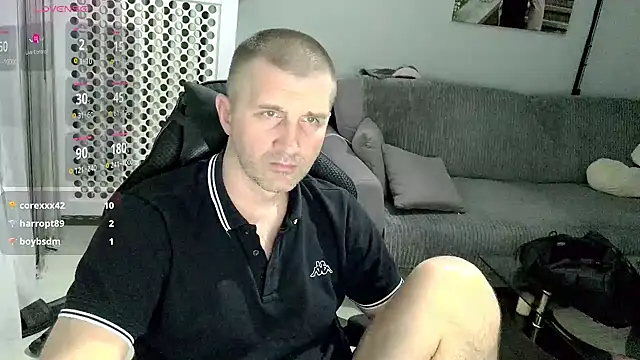 Succubus5879 webcam