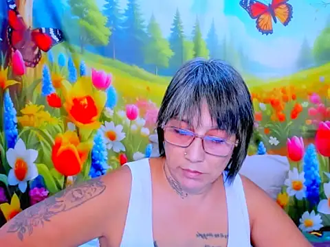 indianroxy webcam
