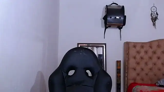 cute_eidenx webcam