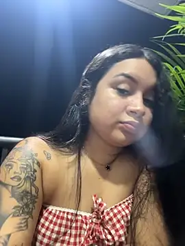 Pretty_Isadora webcam
