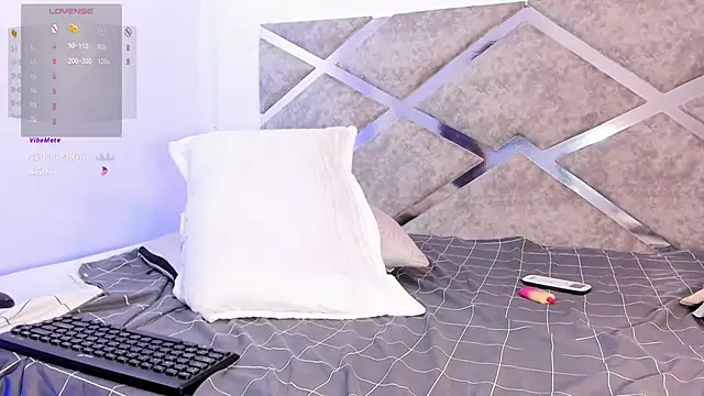 xBlack_Hotx webcam