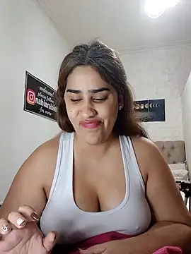 nahiarabiel33 webcam
