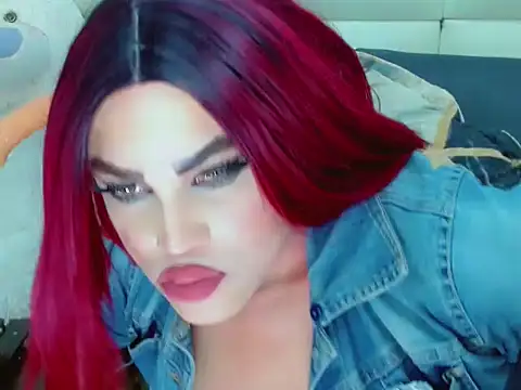 NharaBigCock webcam