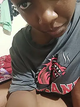 Bootyful_me webcam