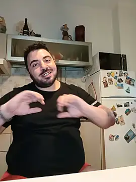 bear_skinny webcam
