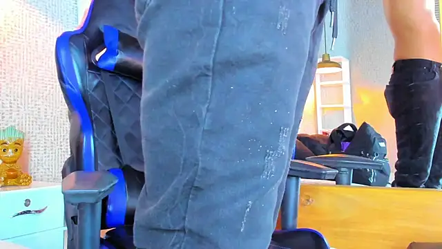 Daniel_huge22 webcam