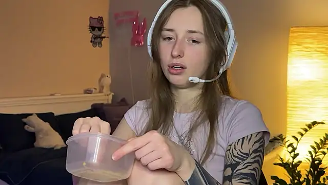 she_tora69 webcam
