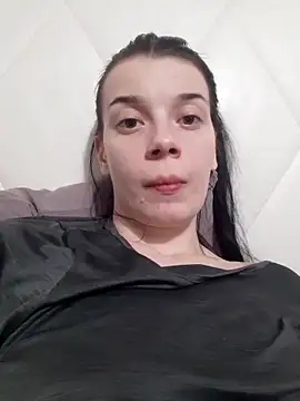 LunaAdika777 webcam