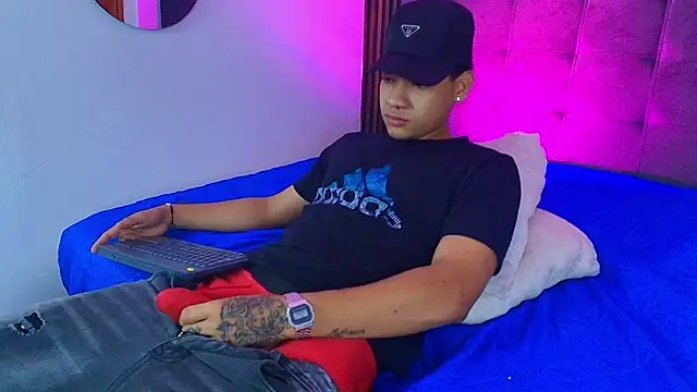 bick_jhonn webcam