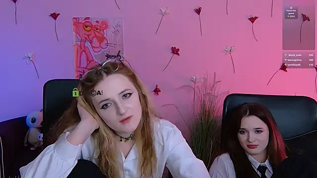 liana_kisses webcam