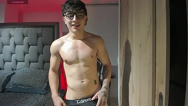 zack_lenox webcam
