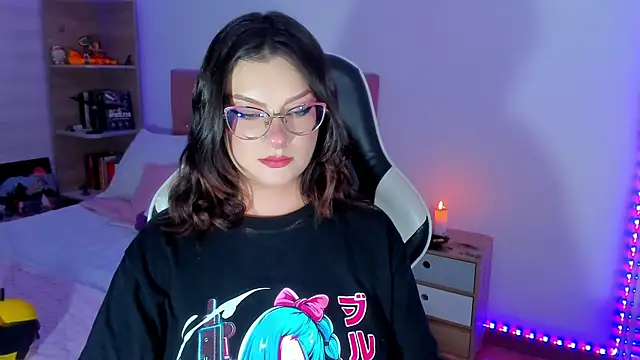 OphelianaRose33 webcam