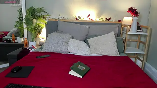 HotStellaaa webcam