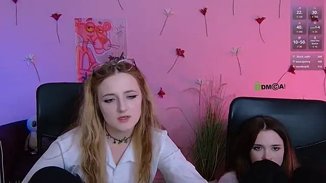 liana_kisses webcam