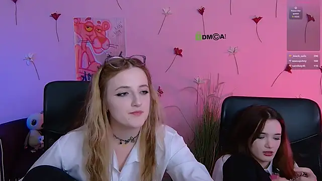 liana_kisses webcam